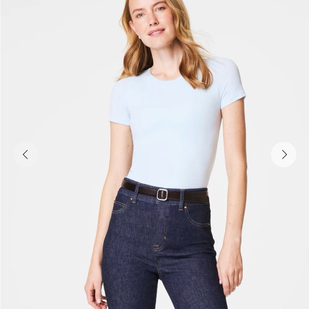 SPANX Women's Soft Blue NWT V-Neck Tee